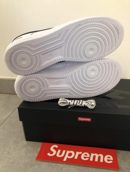 Nike Air Force 1 Supreme