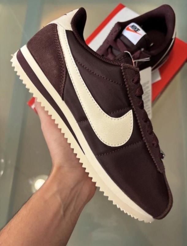 Nike Cortez Burgundy Bordeaux Taille 38