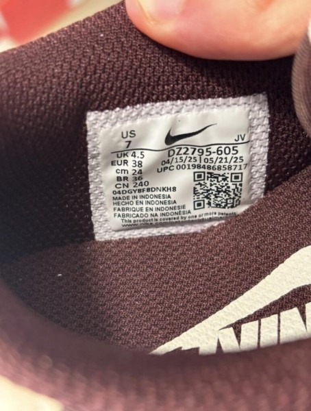 Nike Cortez Burgundy Bordeaux Taille 38