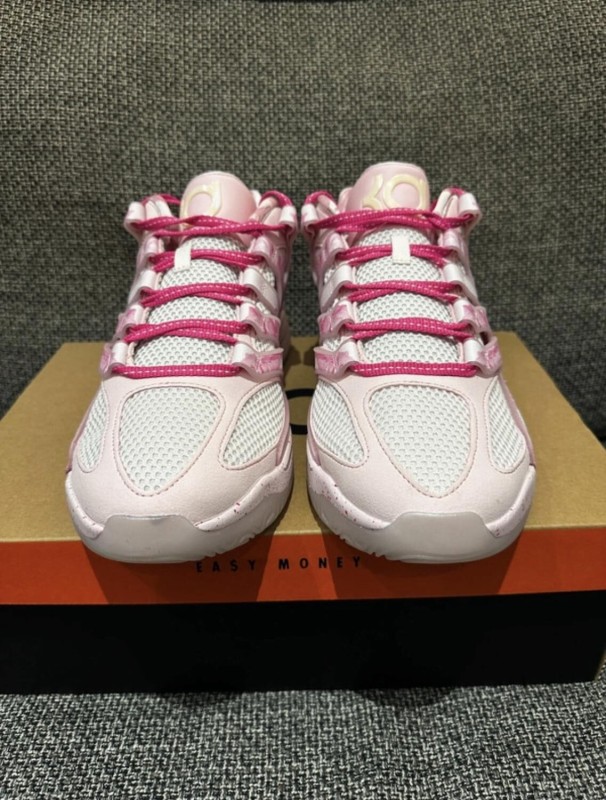Nike air KD 18 Aunt Pearl 2