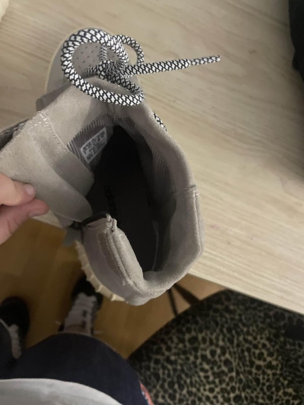 Adidas Yeezy 750 OG 2
