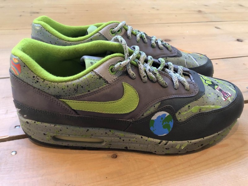 Customized Nike Air Max 1 x HUF 2004 - size 44,5
