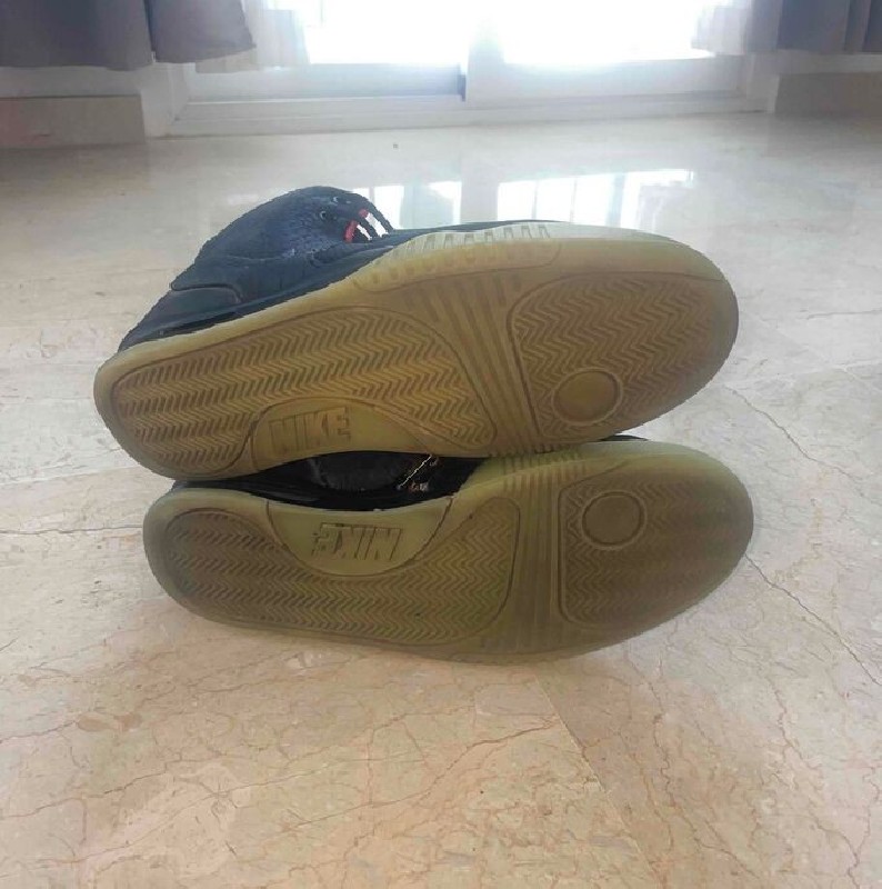 Nike air Yeezy 2 NRG SOLAR RED 2