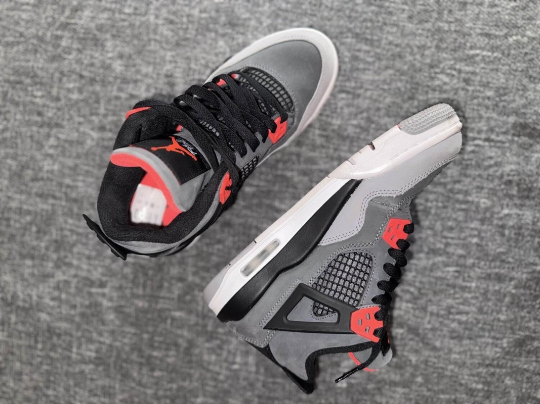 air Jordan 4