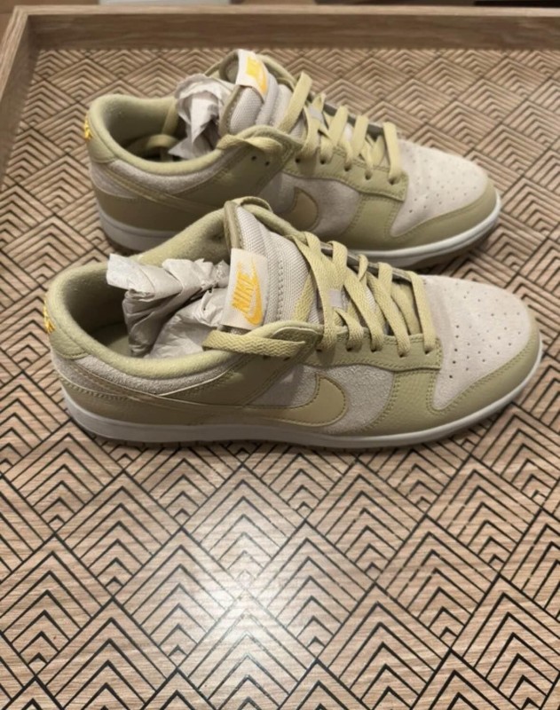 Nike Dunk Low Kaki Suede Gum