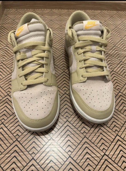 Nike Dunk Low Kaki Suede Gum
