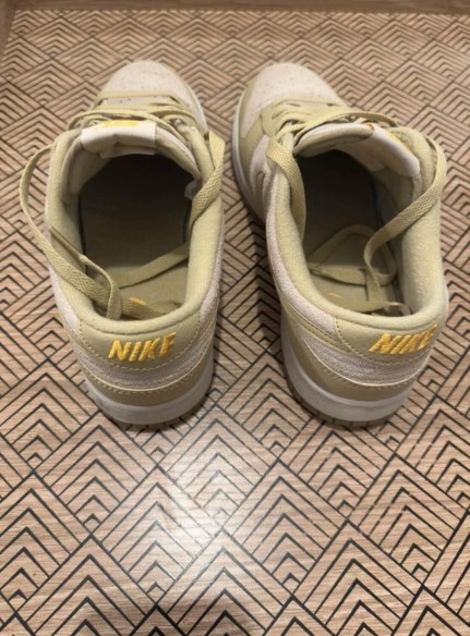 Nike Dunk Low Kaki Suede Gum