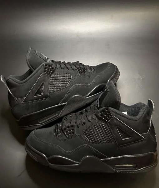 Jordan 4 Black Cat