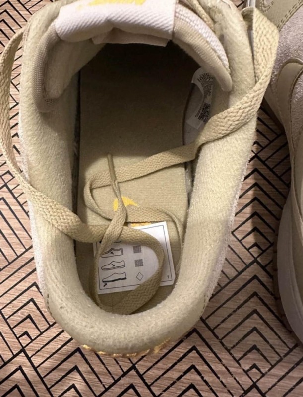 Nike Dunk Low Kaki Suede Gum 2