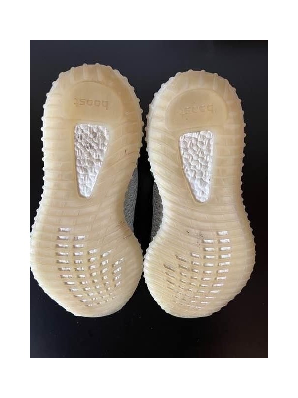 Adidas Yeezy Boost 350 V2 Cloud White (Non-Reflective) 2