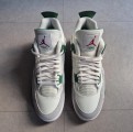 Jordan 4 SB "Pine Green"