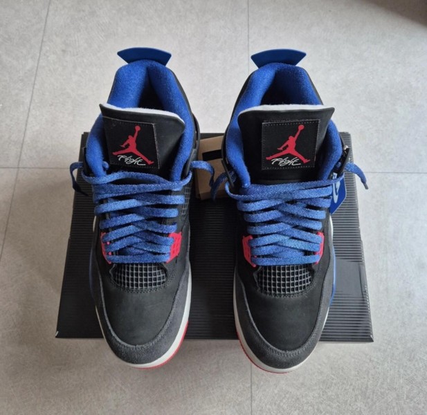 Jordan 4 "Rare Air"