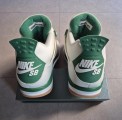 Jordan 4 SB "Pine Green"