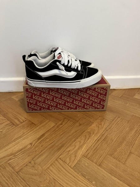 Vans Knu Skool