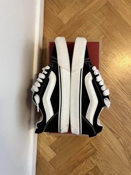 Vans Knu Skool