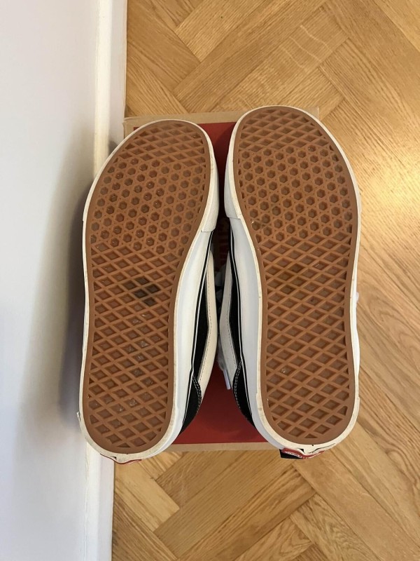Vans Knu Skool 2