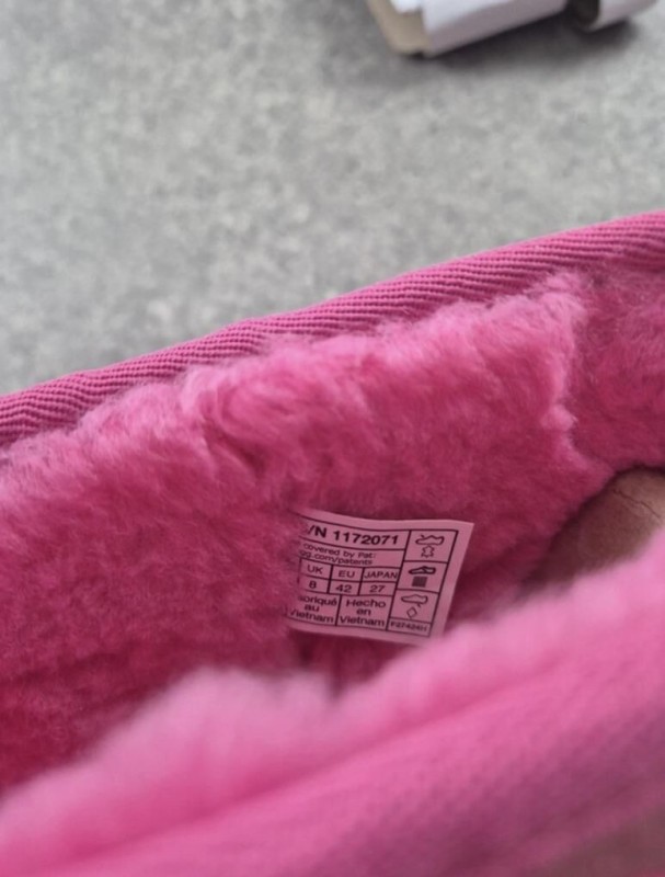 Bottes Palace Skateboards UGG Ultra Mini Boot Pink Camo taille 42 2