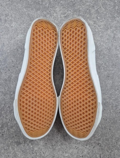 Undercover Toe Logo Leather White taille M