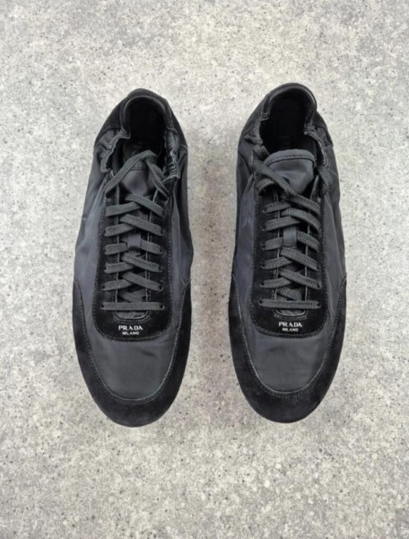 Prada Collapse Re-Nylon and Suede Sneakers taille 42
