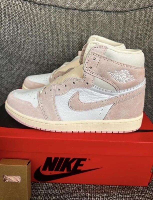 Nike Air Jordan 1 "atmosphere" 2