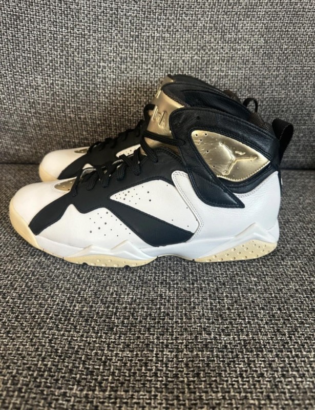 Nike Air Jordan 7 "Champagne" 2