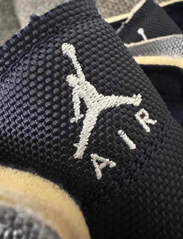 Nike Air Jordan 1 craft SE 2