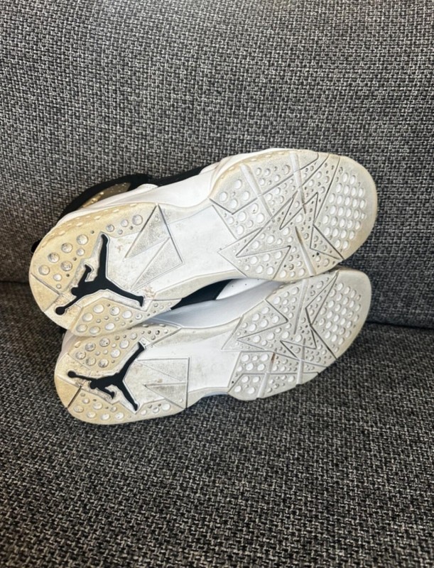 Nike Air Jordan 7 "Champagne" 2