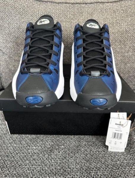 Reebok ES22