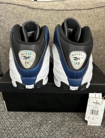 Reebok ES22
