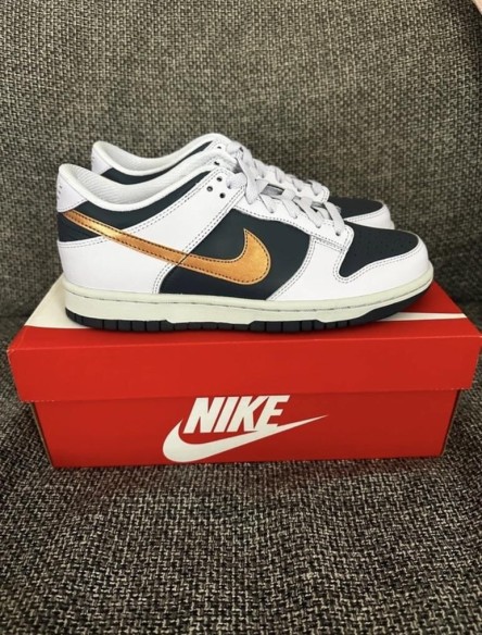 Nike dunk low