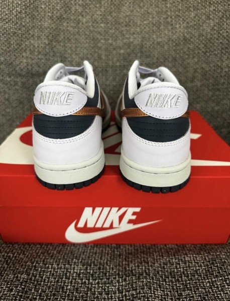 Nike dunk low