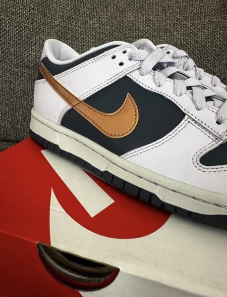 Nike dunk low