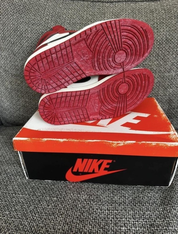 Nike Air Jordan 1 chicago 2