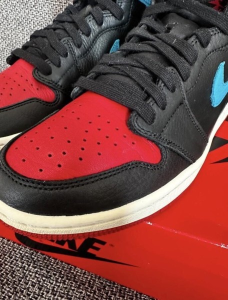 Nike Air Jordan 1