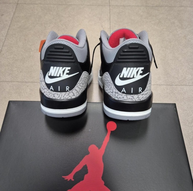 Jordan 3 "Black Cement" 2