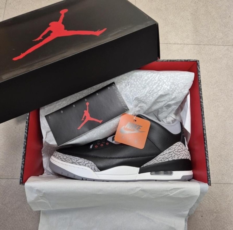 Jordan 3 "Black Cement" 2