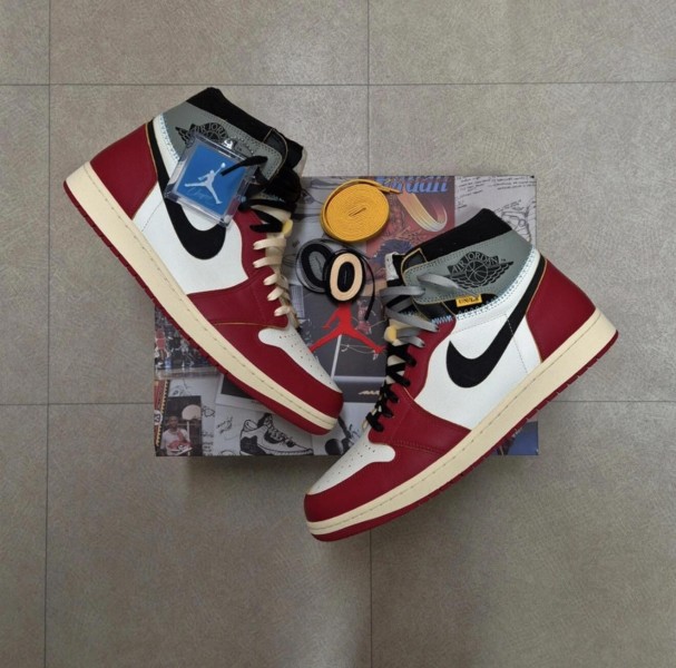 Jordan 1 Union "Chicago Shadow"