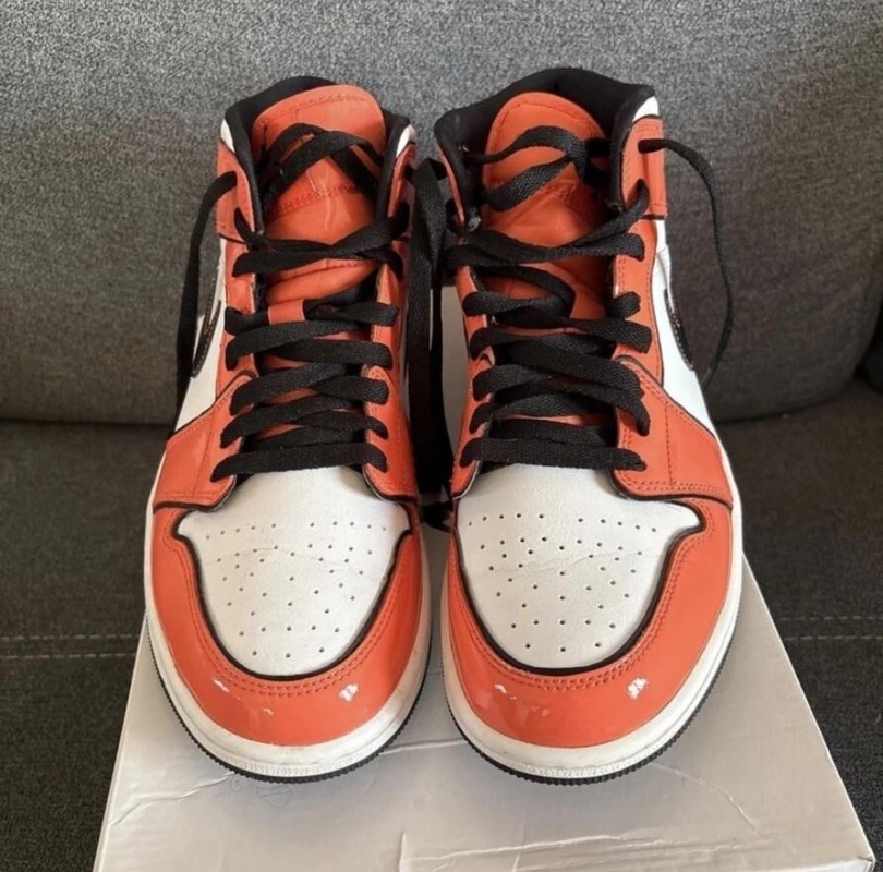 Jordan 1 mid Turf 42 2