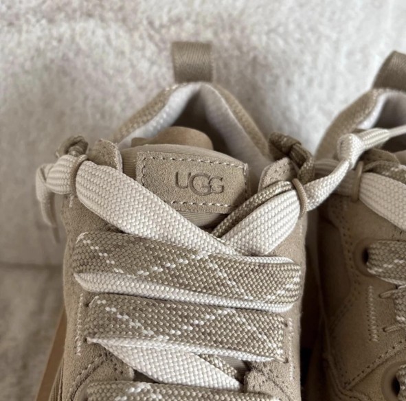 UGG Lowmel Lo - Couleur Mustard Seed - Taille 36