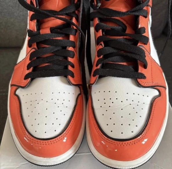 Jordan 1 mid Turf 42