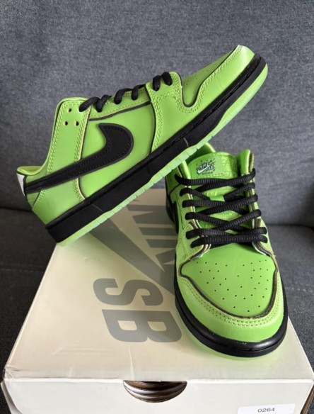 Nike SB Dunk Low Pro QS powderpuff buttercup 35