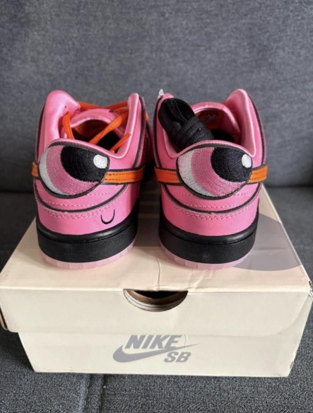 Nike SB Dunk Low Pro QS powderpuff blossom 35