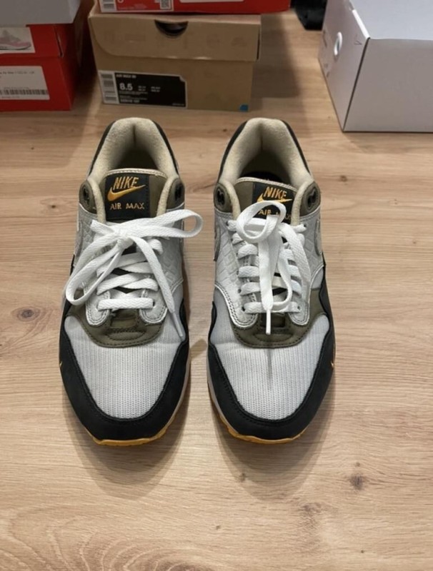 Nike air max 1 NBY by you id 2023 taille 42,5 2