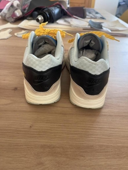 Nike air max 1 Size? Dawn taille 42,5