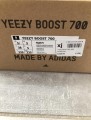 Adidas Yeezy boost 700