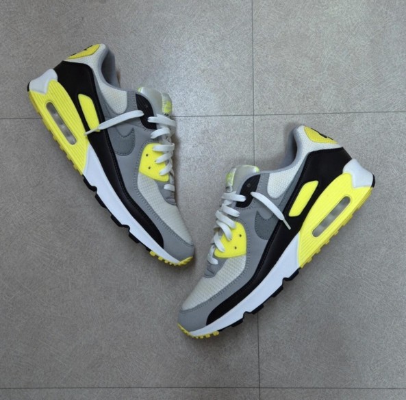 Nike Air Max 90 OG "Volt"