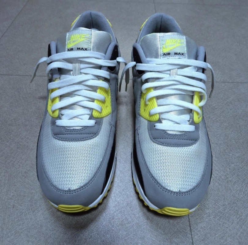 Nike Air Max 90 OG "Volt" 2