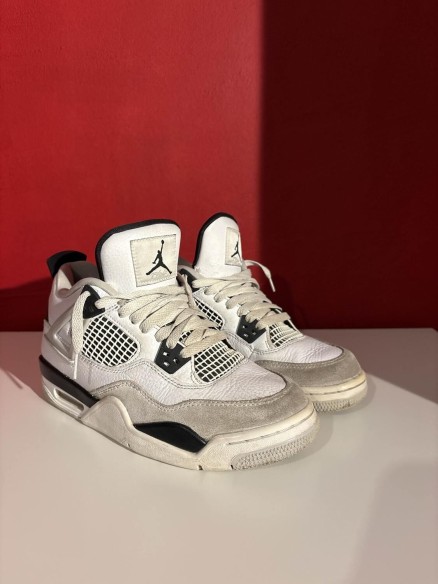 Jordan 4 military