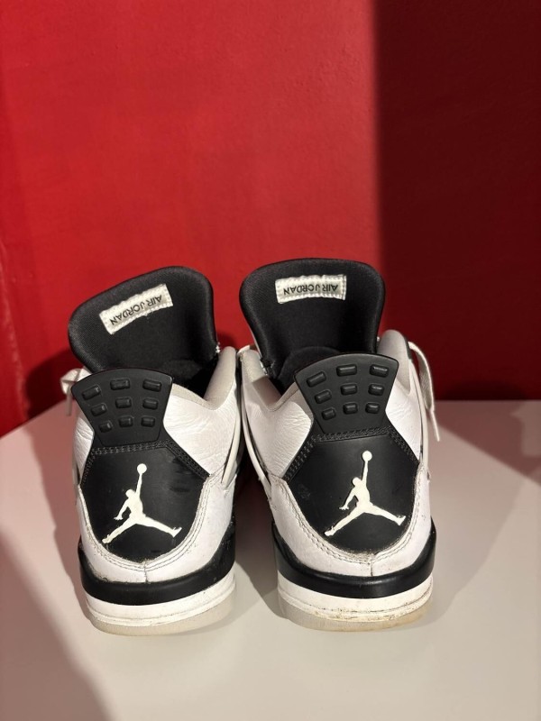 Jordan 4 military 2