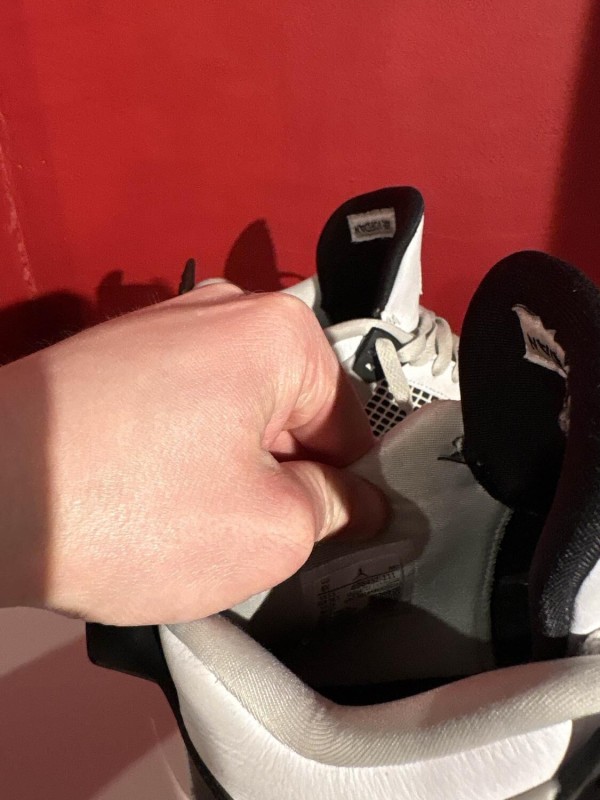 Jordan 4 military 2